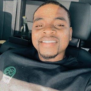 Meet your Posher, Lawrence